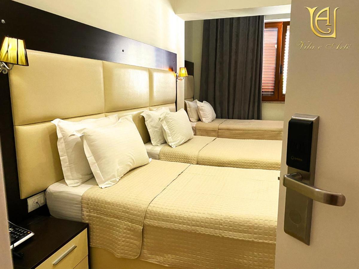 Hotell E Arte Center Tirana