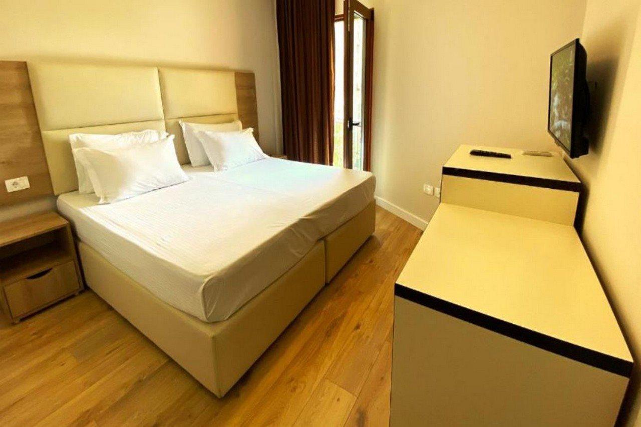 Hotel E Arte Center Tirana
