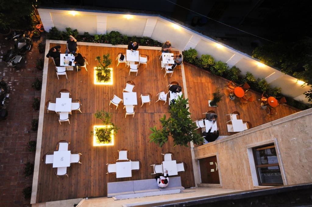 Hotel E Arte Center